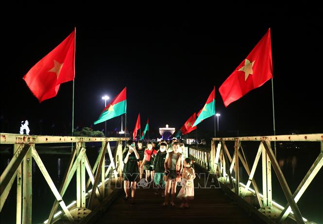 Quảng Trị: Phát triển du lịch bền vững từ 'Ký ức chiến tranh - Khát vọng hòa bình' - Ảnh 5.