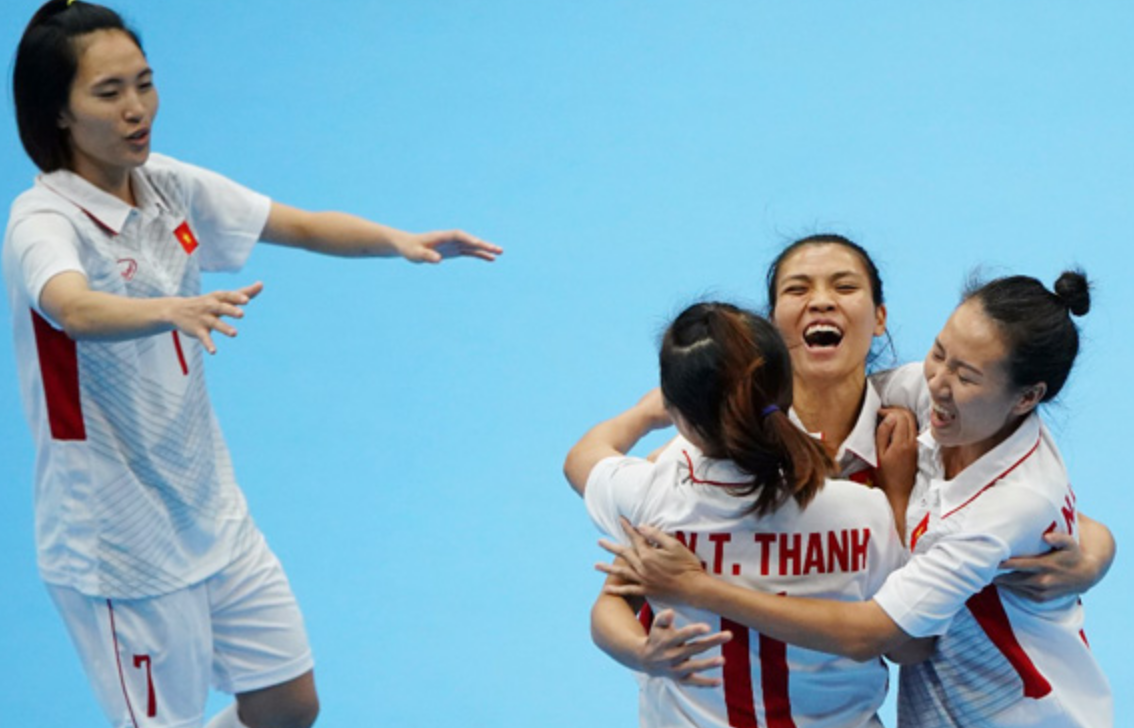 Tuyển futsal nữ Việt Nam bắt đầu hành trình chinh phục vé dự World Cup  - Ảnh 1.