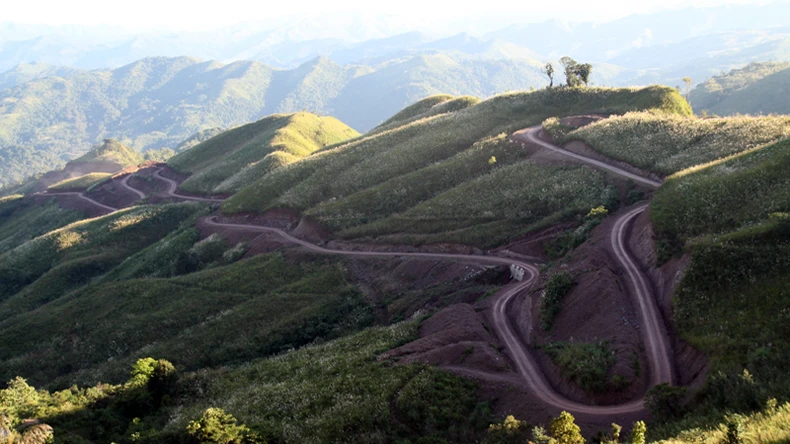 Mường Tè (Lai Châu) phát triển giao thông kết nối vùng ảnh 4