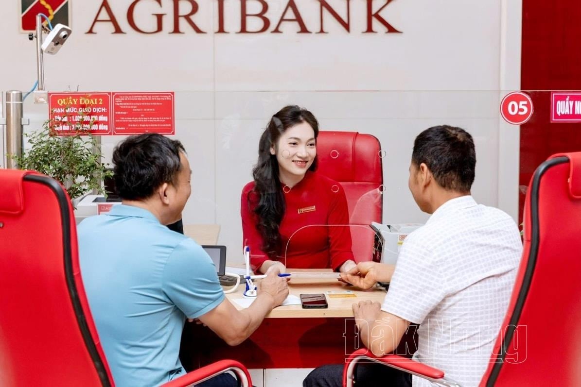 agrbank(1).jpg