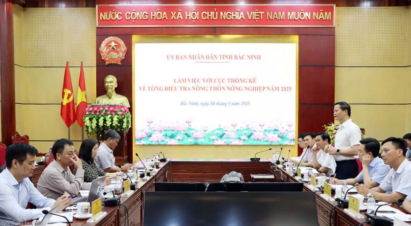 Quang cảnh buổi làm việc