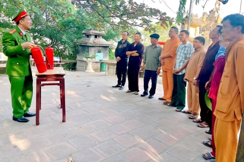 Cảnh báo nguy cơ cháy nổ các di tích mùa du lịch hè - ảnh 3