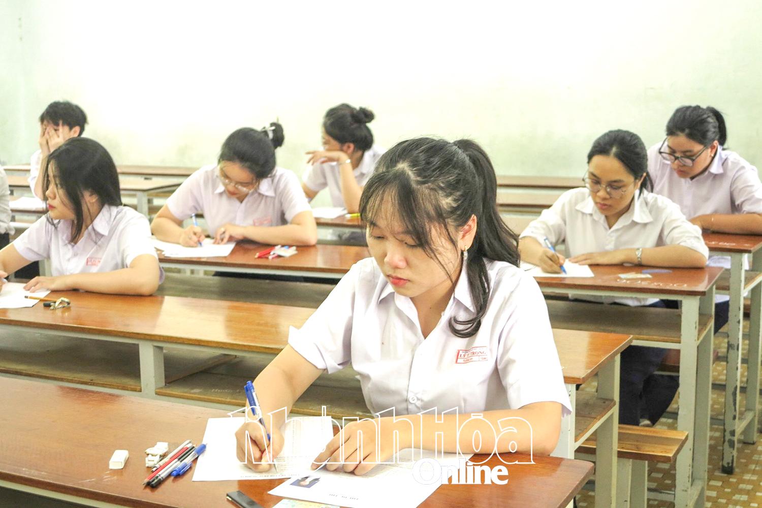 Thí sinh tham dự kỳ thi tốt nghiệp THPT năm 2024.
