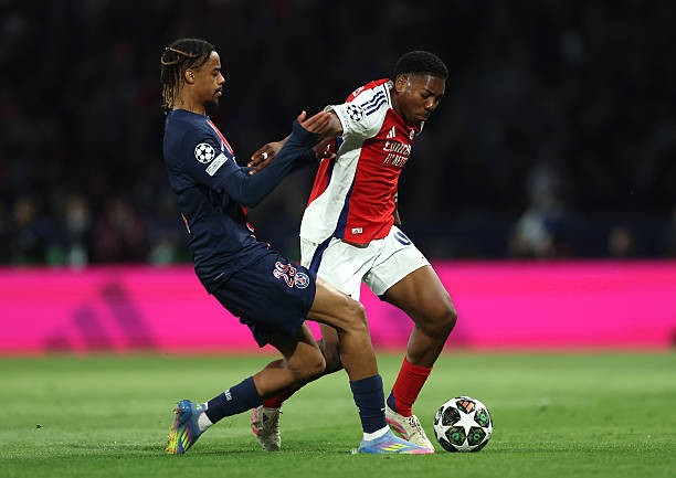 Trực tiếp PSG vs Arsenal 1-0 (H2): Raya đẩy 11m cho Pháo thủ ảnh 2