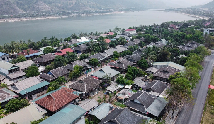 Mường Lay - Ảnh 1.