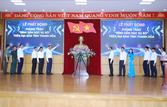 52 ngàn người dự lễ phát động "Bình dân học vụ số" tại Thanh Hóa - Ảnh 4.