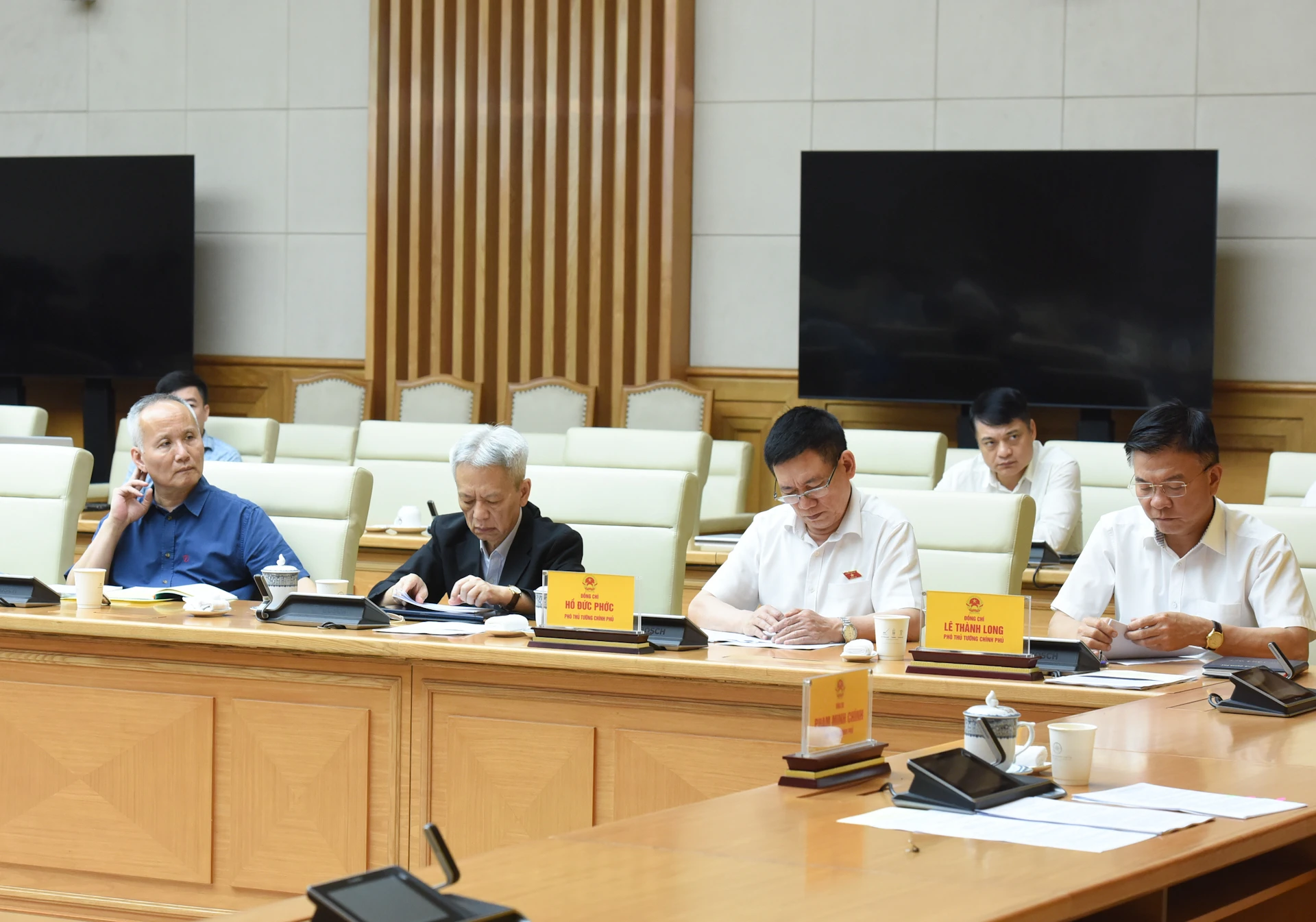 [Ảnh] Thủ tướng Phạm Minh Chính họp với Hội đồng Tư vấn chính sách về phát triển kinh tế tư nhân ảnh 2