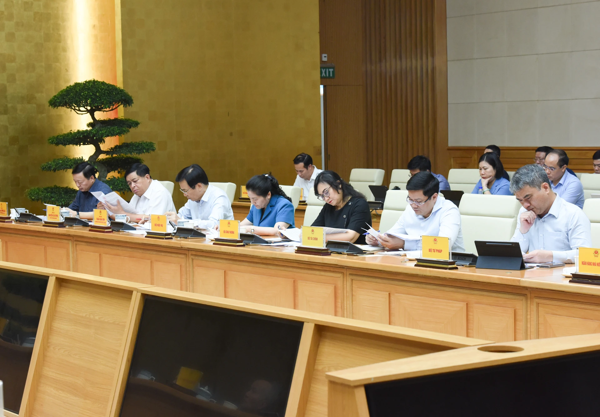 [Ảnh] Thủ tướng Phạm Minh Chính họp với Hội đồng Tư vấn chính sách về phát triển kinh tế tư nhân ảnh 7