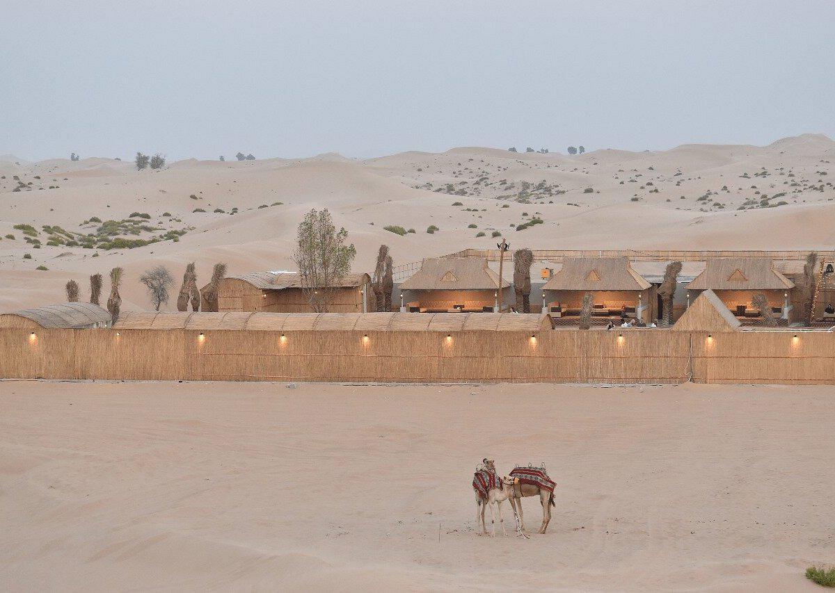 du-lich-abu-dhabi-5.png
