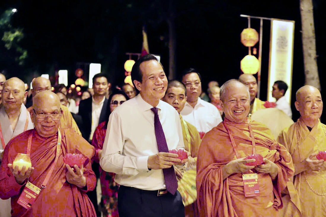Bế mạc Đại lễ Vesak 2025, ra Tuyên bố TP.HCM - Ảnh 3.