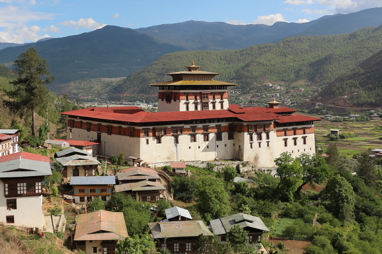 ប្រាសាទ in-bhutan-3.png