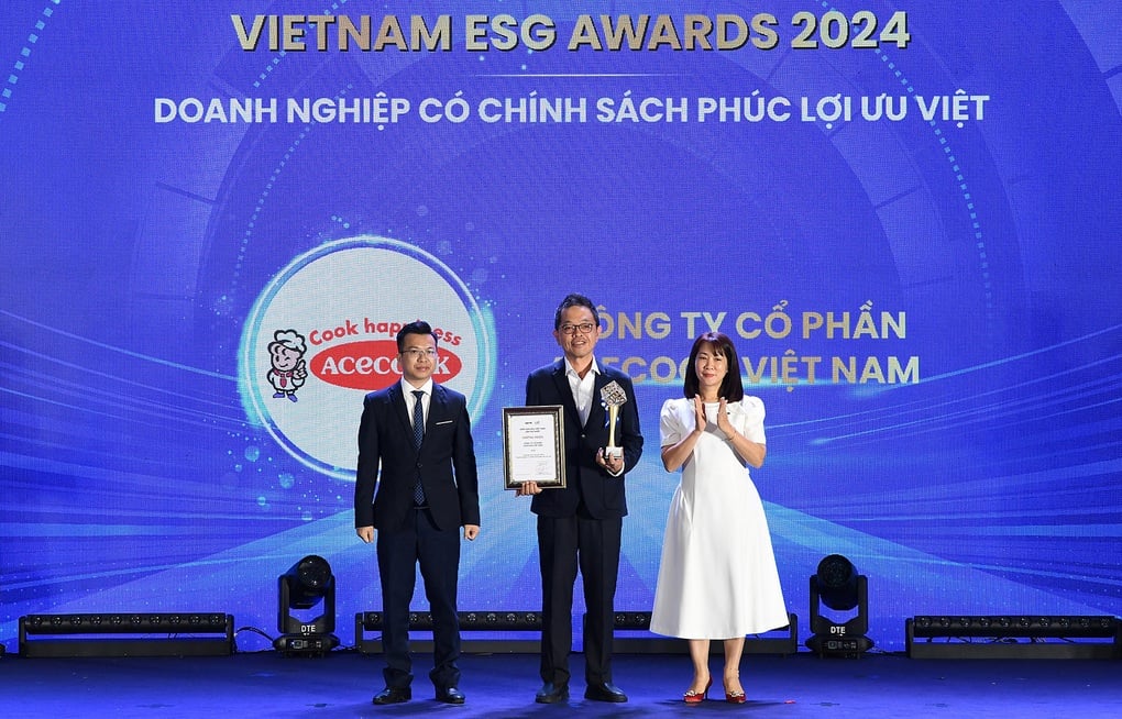 Acecook Việt Nam nhận giải Doanh nghiệp có chính sách phúc lợi ưu việt tại Vietnam ESG Awards - 1