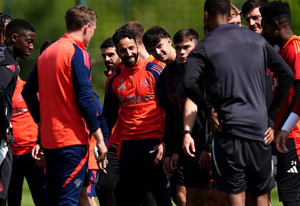 HLV Amorim cảnh báo cầu thủ Man Utd trước trận quyết đấu ở Europa League - 2