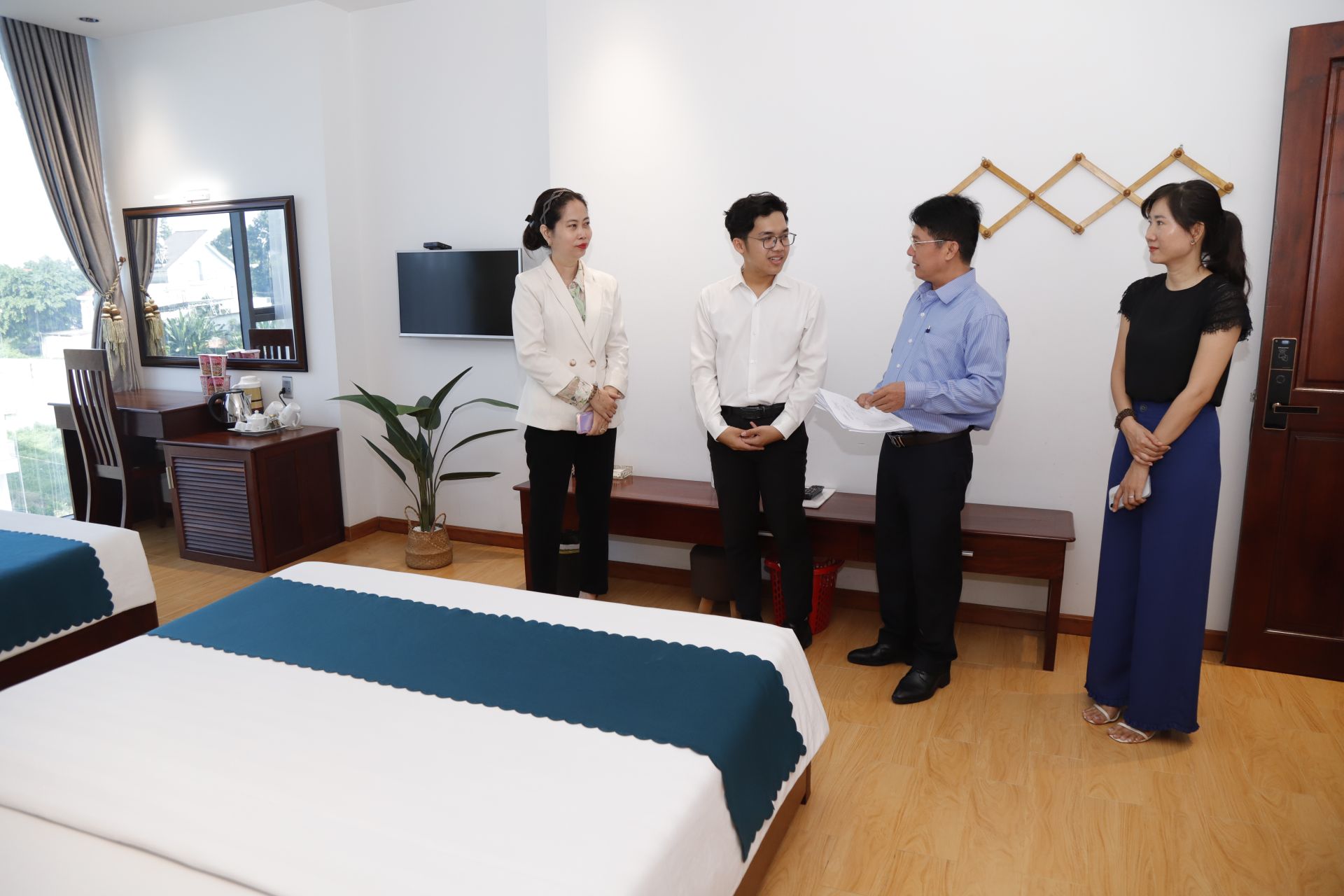 Tây Ninh: Nâng cao ý thức, trách nhiệm - Chìa khóa xây dựng hình ảnh du lịch bền vững - Ảnh 1.