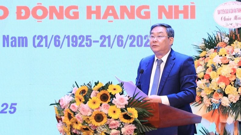 Tạp chí Người Hà Nội và hành trình 40 năm đồng hành cùng văn nghệ sĩ Thủ đô ảnh 2