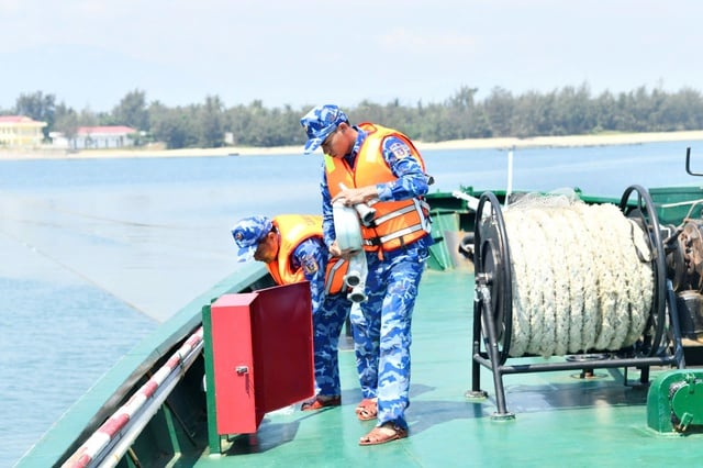 Hải đoàn 21 tổ chức thành công Hội thao thủy nghiệp cơ bản năm 2025- Ảnh 1.