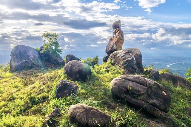 Natural masterpieces: Chu Hreng - Legendary screen of the mountain town - Photo 3.