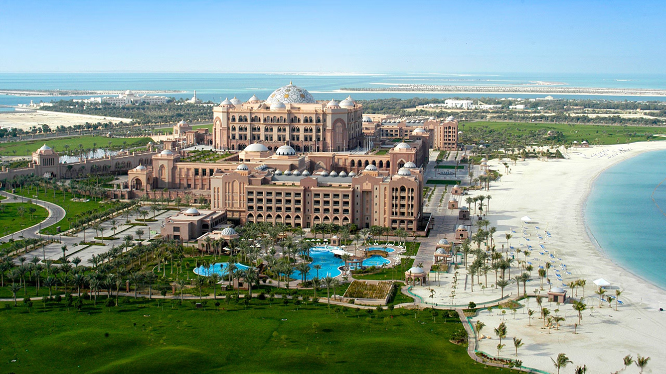 du-lich-uae-so-sanh-dubai-va-abu-dhabi-2.png