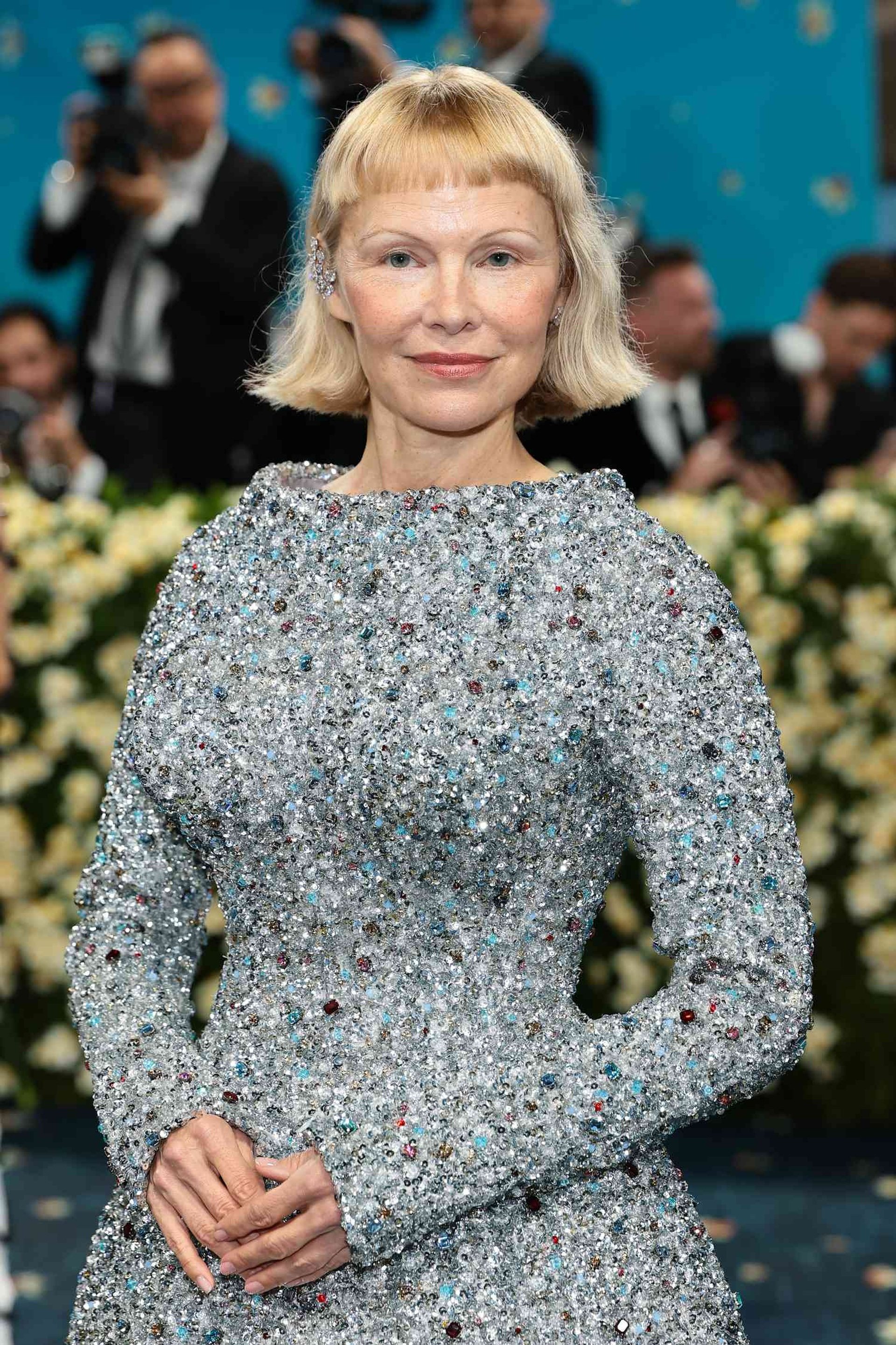 Để xuất hiện vài phút tại Met Gala, dàn sao đã chuẩn bị cầu kỳ thế nào? - 11