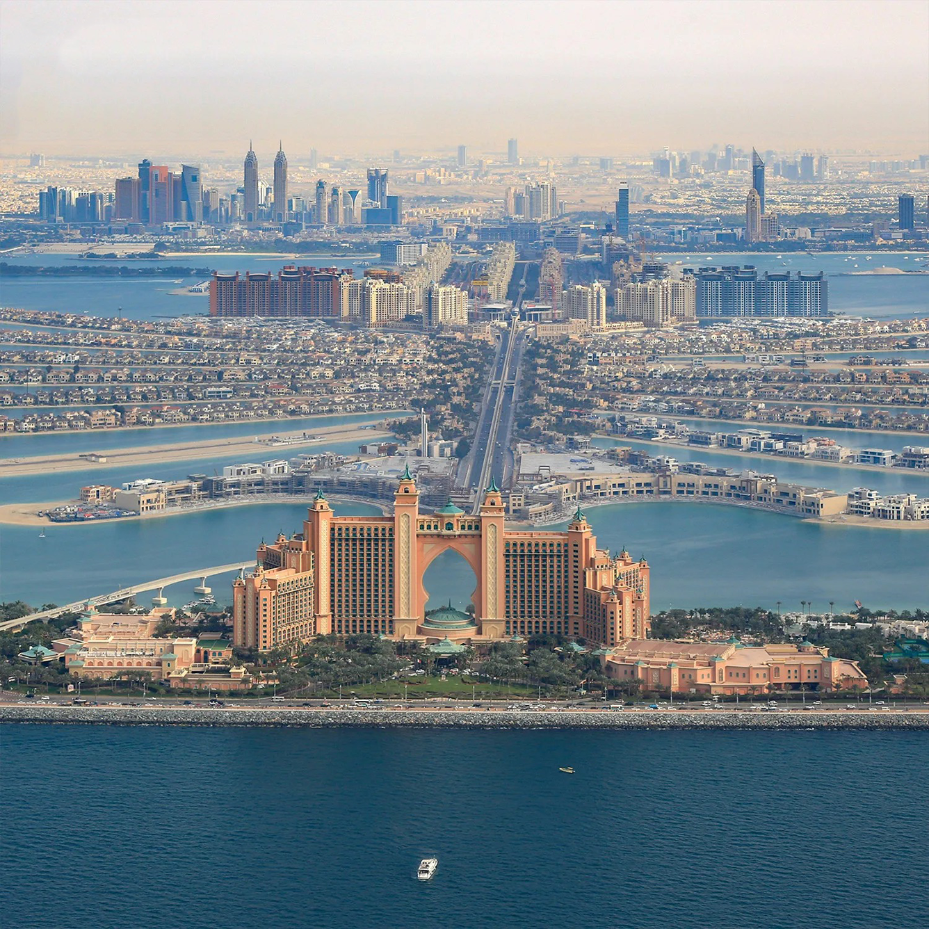 du-lich-uae-so-sanh-dubai-va-abu-dhabi-3.png