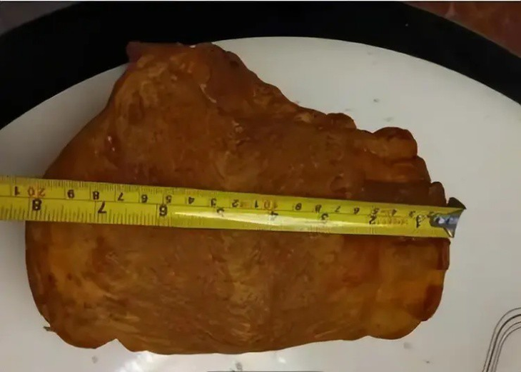 Dọn nhà nhặt được bong bóng cá khô, ai ngờ là báu vật tiền tỷ - Hình 4 Don nha nhat duoc bong bong ca kho, ai ngo la bau vat tien ty-Hinh-4