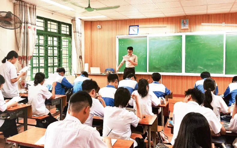 Hơn 6.500 phương tiện chở hàng thông quan qua các cửa khẩu tỉnh Lạng Sơn ảnh 1