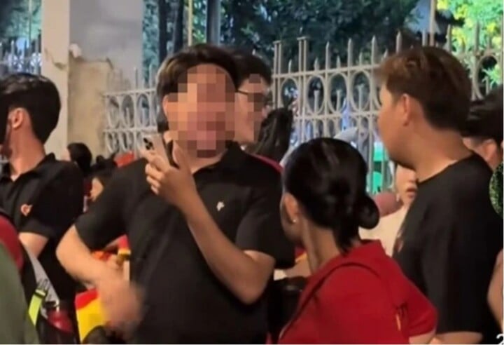 Hai sinh viên Đại học Văn Lang và Đại học Công nghệ TP.HCM gây bức xúc vì vô lễ với cựu chiến binh.