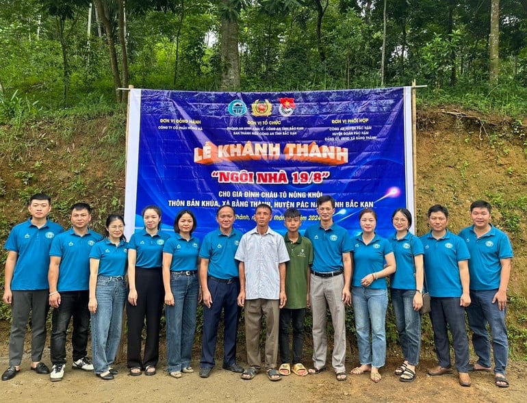 le-ban-giao-nha-19-8-ngay-13.jpg