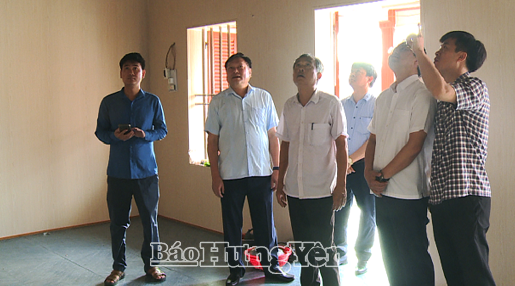 Đoàn kiểm tra số 2 tiến hành kiểm tra tại huyện Phù Cừ