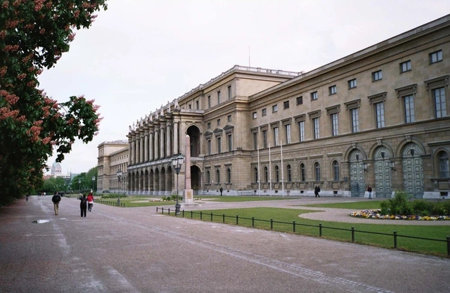 ミュンヘン宮殿の歴史の旅.webp
