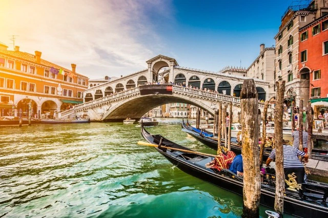 ponte-di-rialto.webp