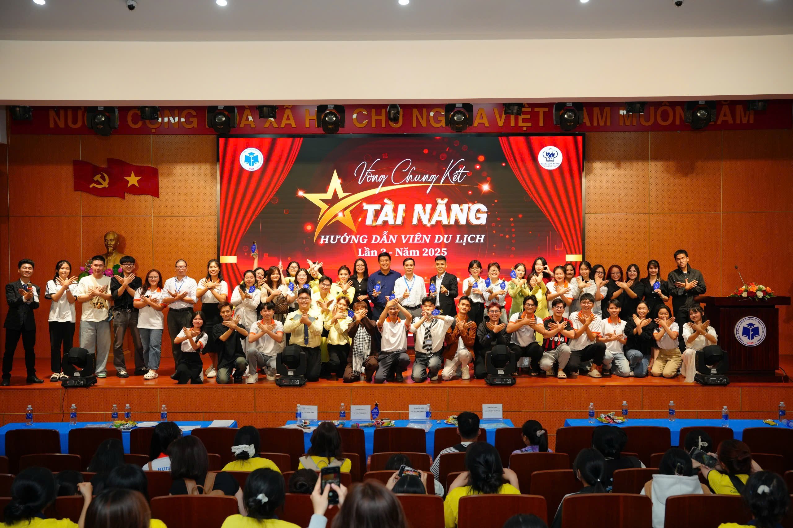 Hướng dẫn viên du lịch tài năng năm 2025 Trường ĐH Công Thương TP.HCM: Sân chơi thú vị- Ảnh 2.