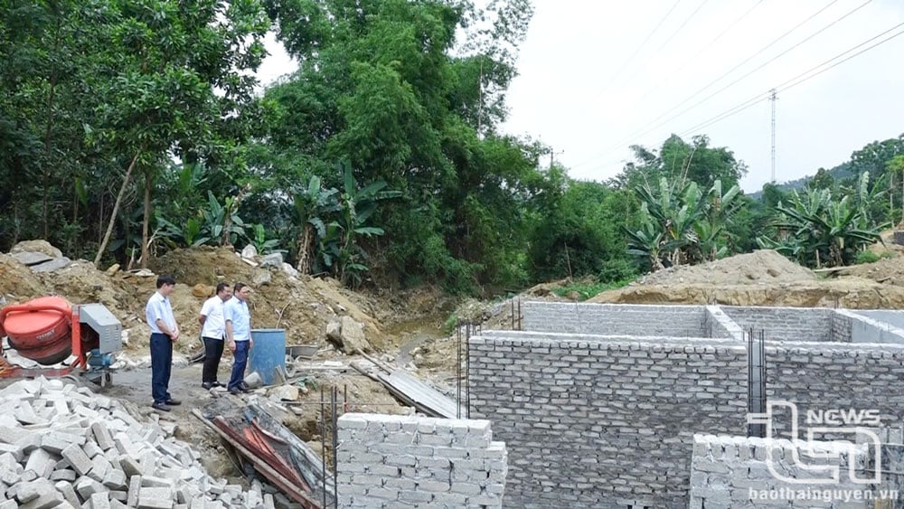 Dự án xây dựng mô hình thí điểm thu gom, xử lý nước thải sinh hoạt nông thôn tại xã Yên Ninh (Phú Lương) đã hoàn thành khoảng 90% khối lượng công việc.
