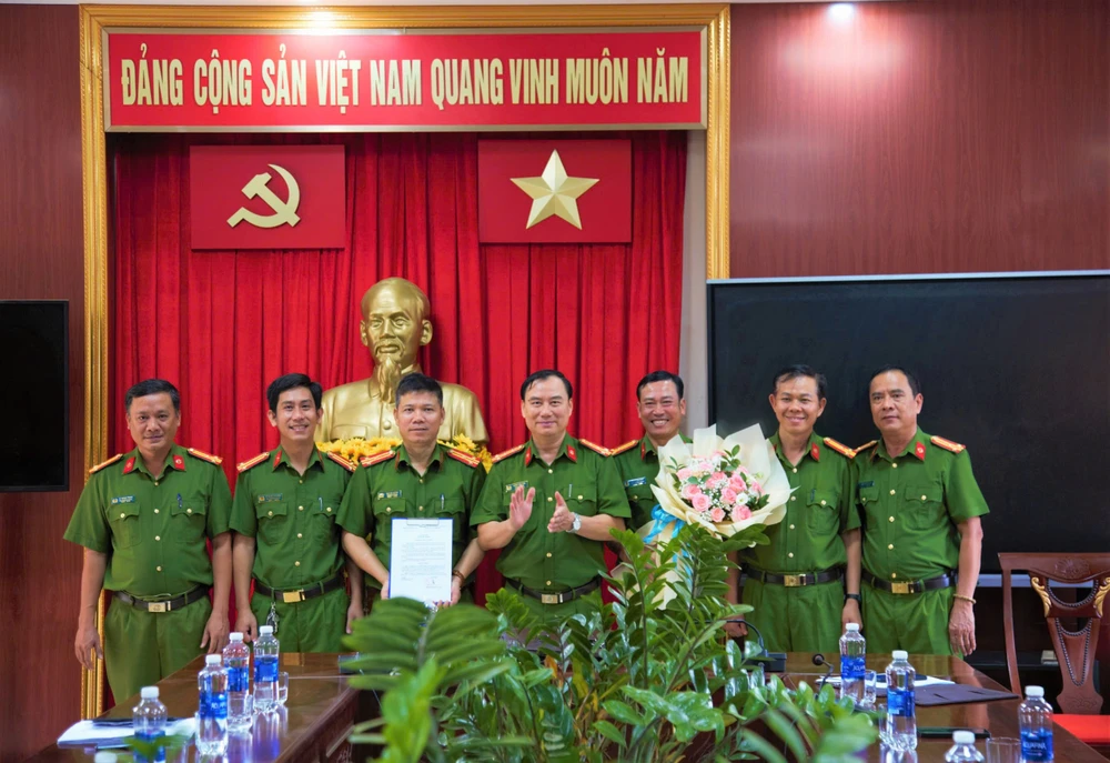 a0cae070e0ed52b30bfc.jpg