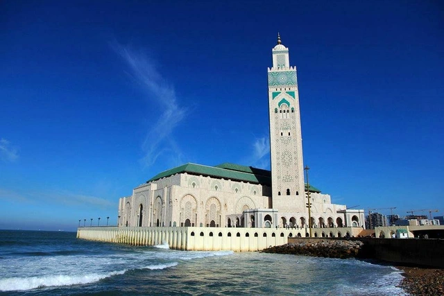 nha-tho-hassan-ii.webp
