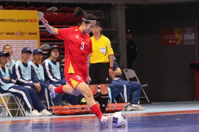 Trực tiếp Việt Nam - Philippines, futsal nữ châu Á: Thắng để vào tứ kết - Ảnh 1.