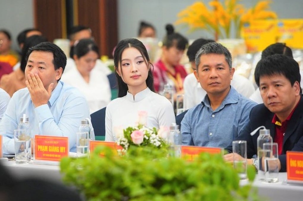 Đưa công nghiệp văn hóa thành đòn bẩy để du lịch Ninh Bình cất cánh - 1