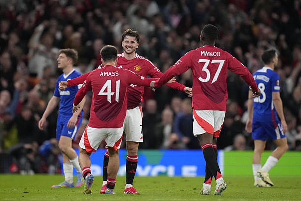 HLV Amorim: Thật vô nghĩa nếu Man Utd không vô địch Europa League - 1