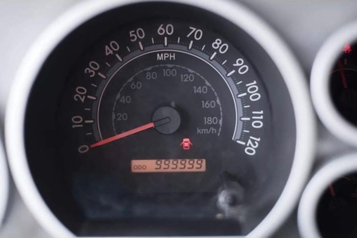 Toyota Tundra 2014 lan banh toi 1,6 trieu km, van su dung tot-Hinh-4
