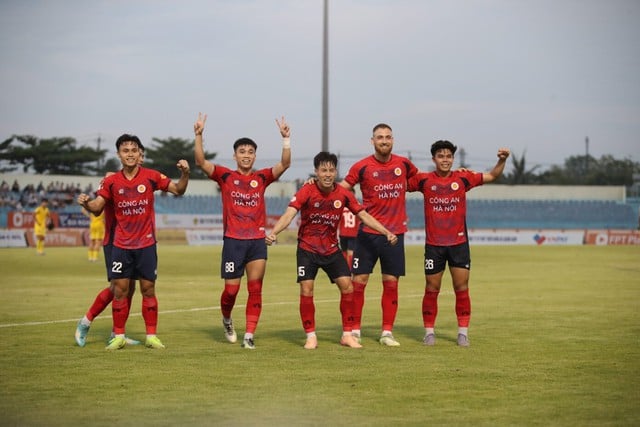 CLB CAHN cạnh tranh vào tốp 3 V-League- Ảnh 4.