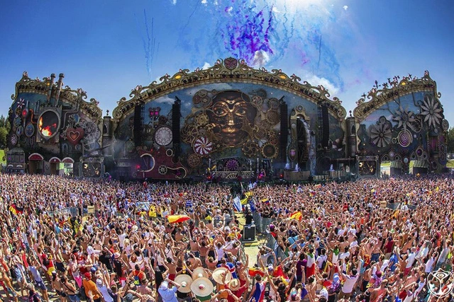 le-hoi-tomorrowland.webp