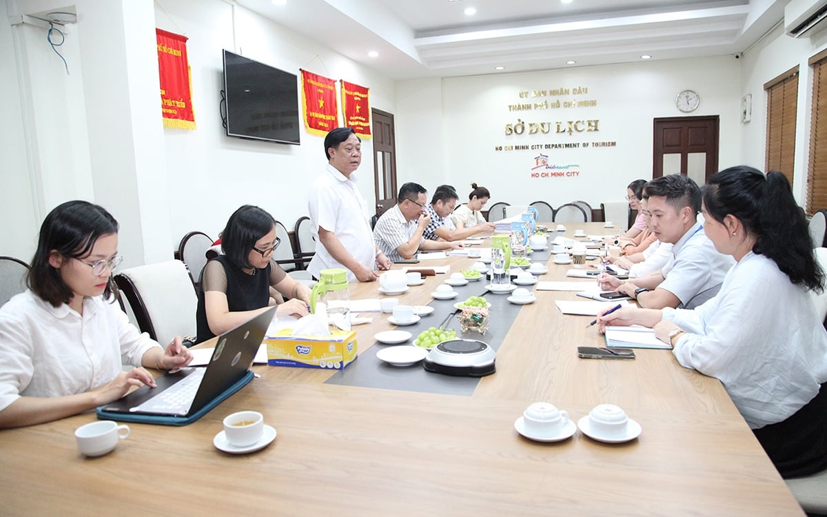 Cục Du lịch Quốc gia Việt Nam kiểm tra việc chấp hành quy định pháp luật về du lịch tại Thành phố Hồ Chí Minh