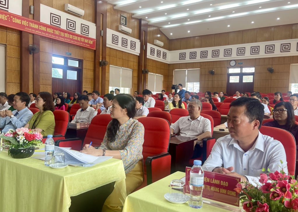 Các đại biểu dự Lễ khai giảng lớp bồi dưỡng công chức ngạch chuyên viên cao cấp và tương đương năm 2025.