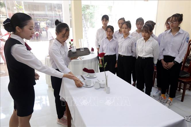 Liên kết đào tạo thực hành để nâng cao chất lượng ngành du lịch - Ảnh 1.
