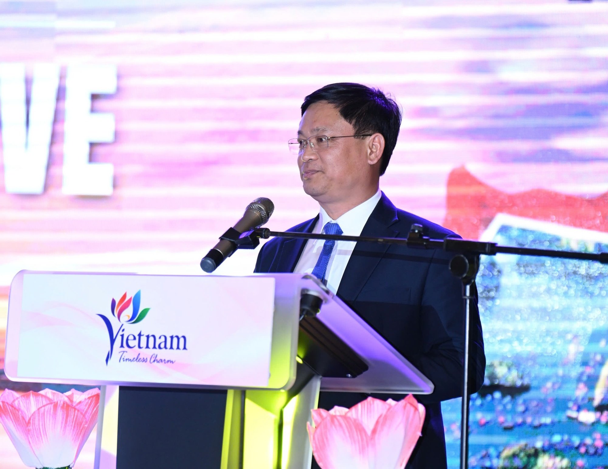 Quảng bá du lịch Việt Nam tại Thụy Sĩ - Ảnh 6.