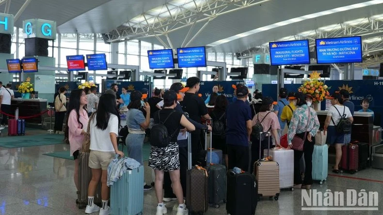 Chính thức tái lập cầu nối hàng không Hà Nội-Moscow ảnh 2