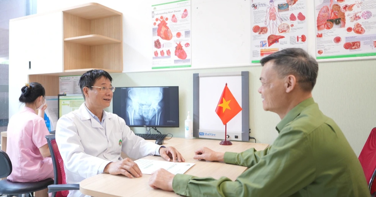 Bác sĩ mang trái tim người lính, kiên cường trên mọi mặt trận