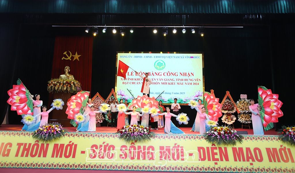 Tiết mục văn nghệ tại buổi lễ