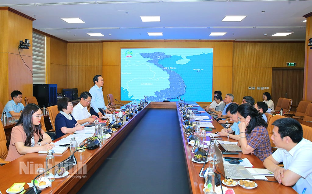 Các đại biểu dự hội nghị.