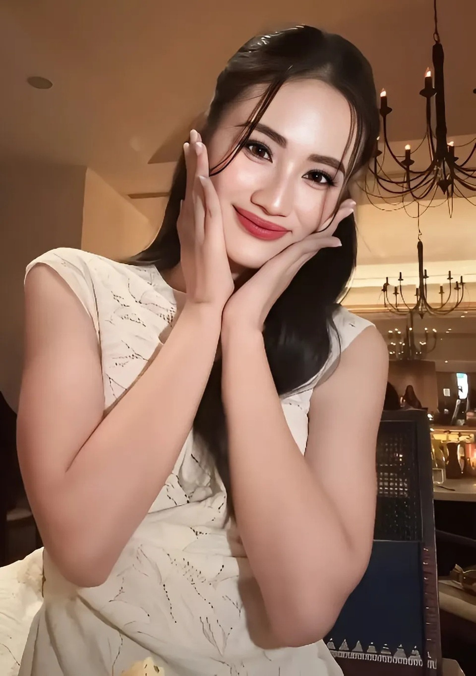 Ý Nhi và dàn mỹ nhân Hoa hậu Thế giới 2025 đọ sắc tại Ấn Độ - 1
